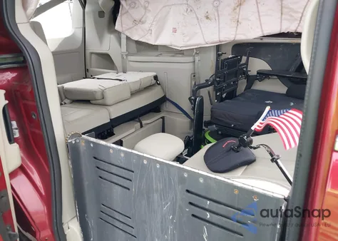 2016 Chrysler Town & Country Touring from USA, damaged, VIN 2C4RC1BG7GR159211